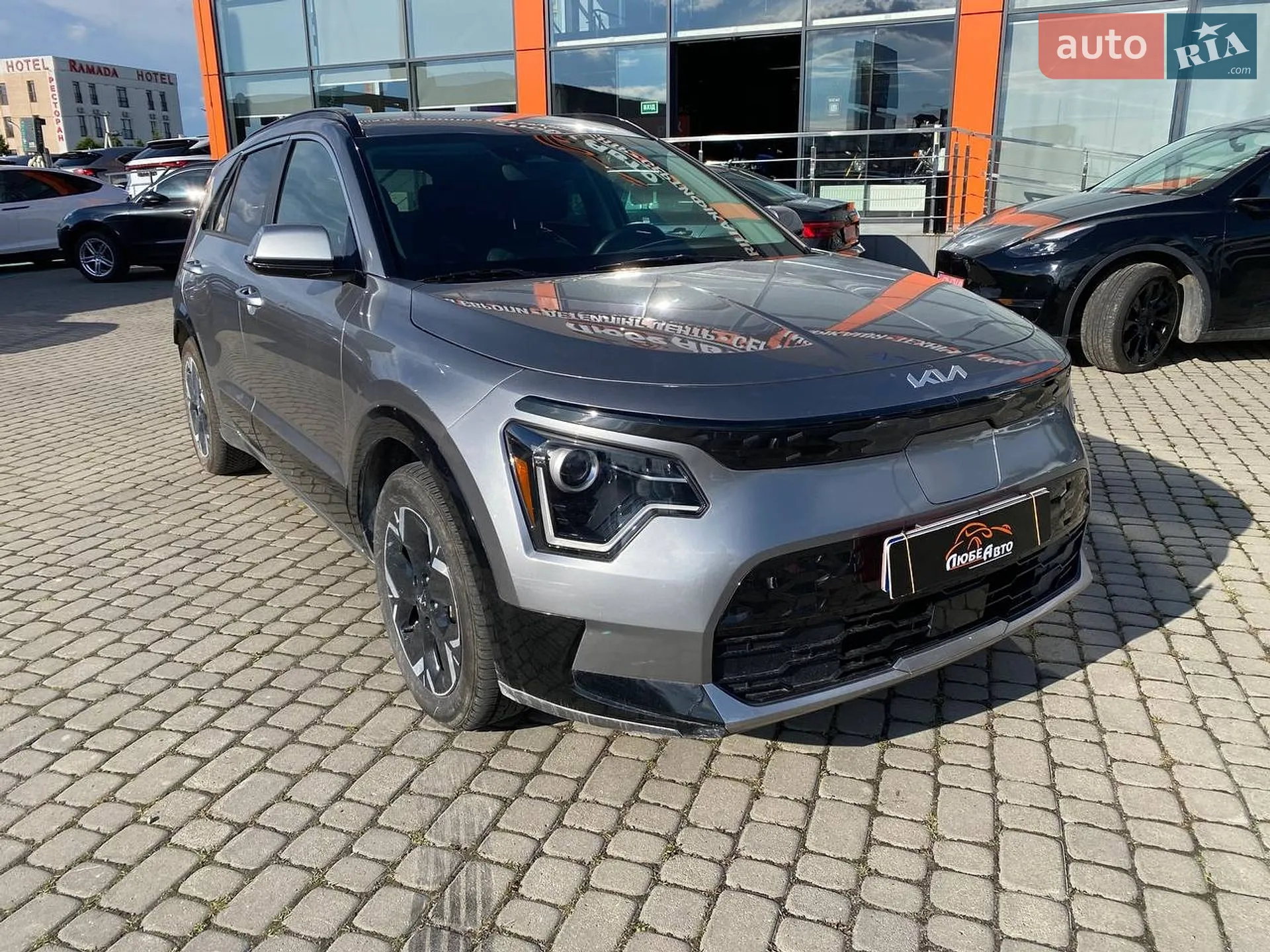 2023 Kia Niro - фото 1