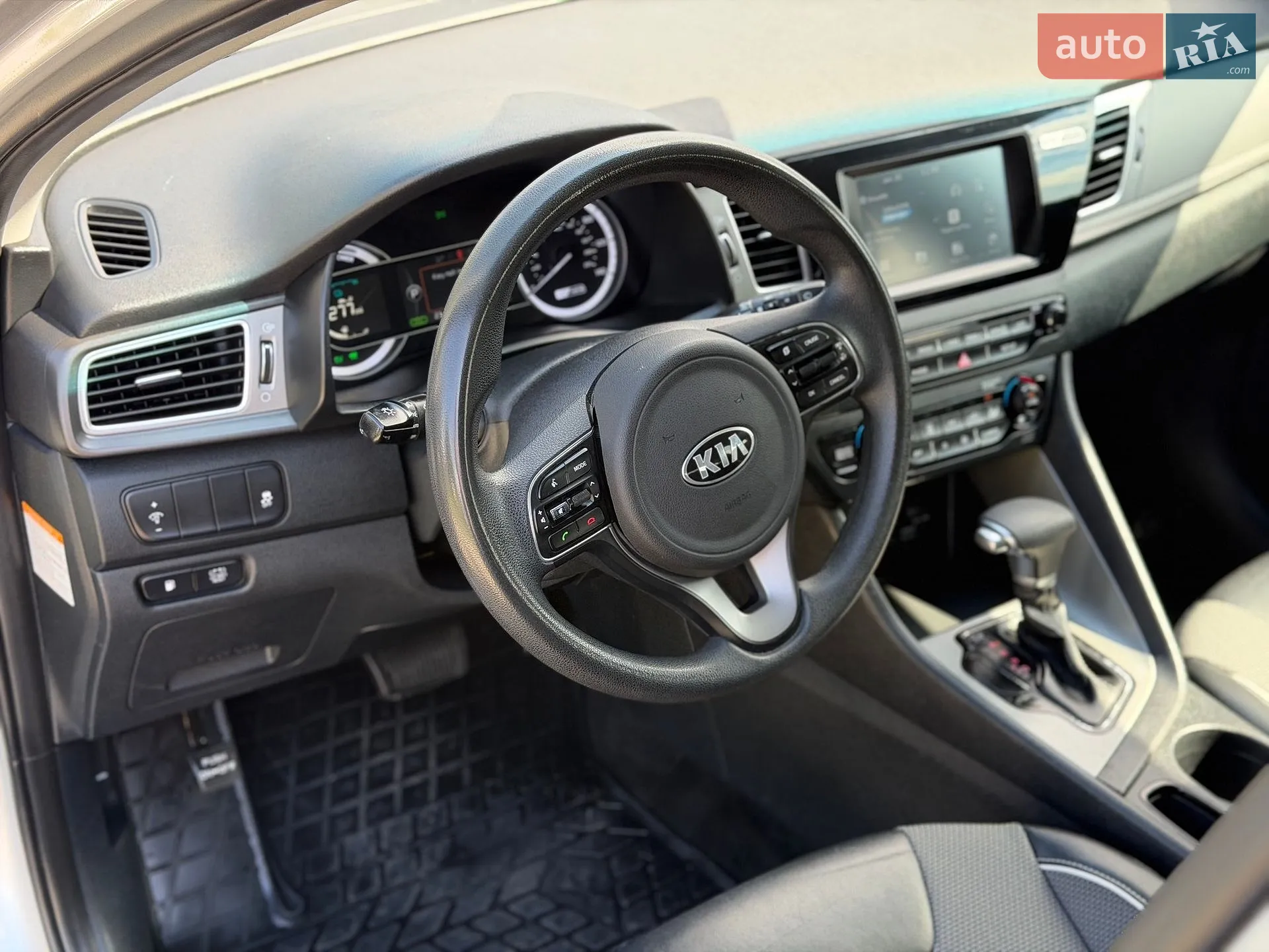 2017 Kia Niro - мініатюра 27