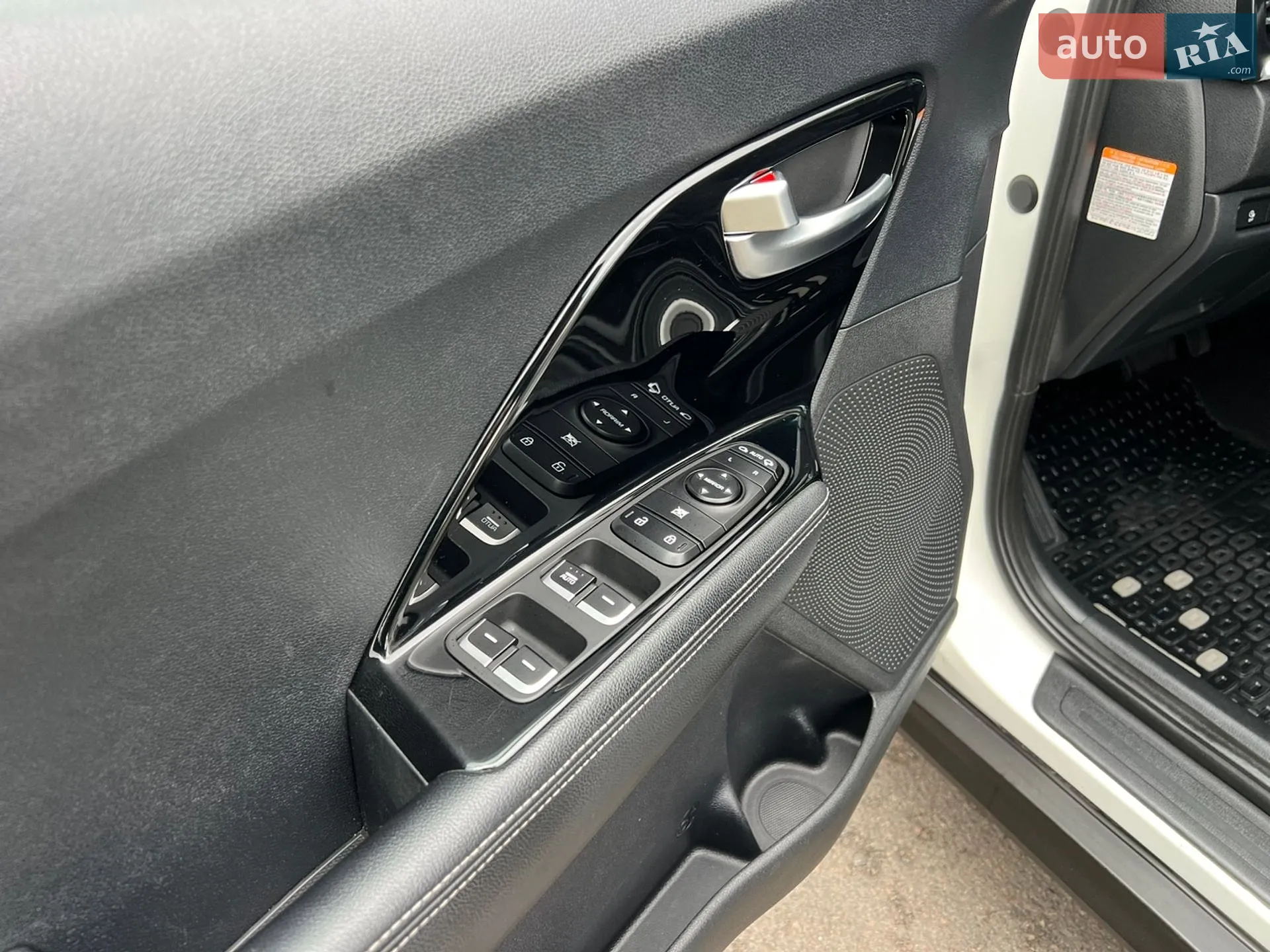 2021 Kia Niro - мініатюра 19
