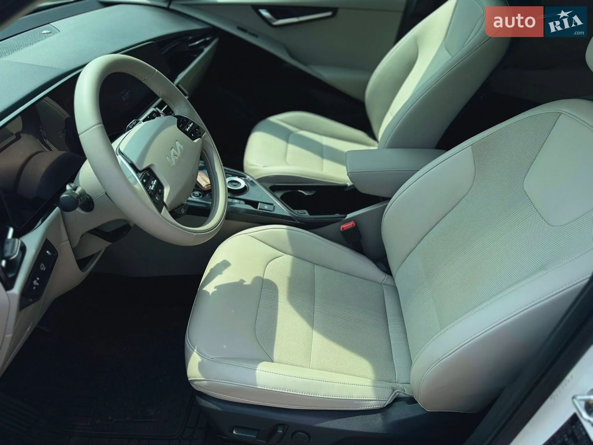 2023 Kia Niro - мініатюра 37