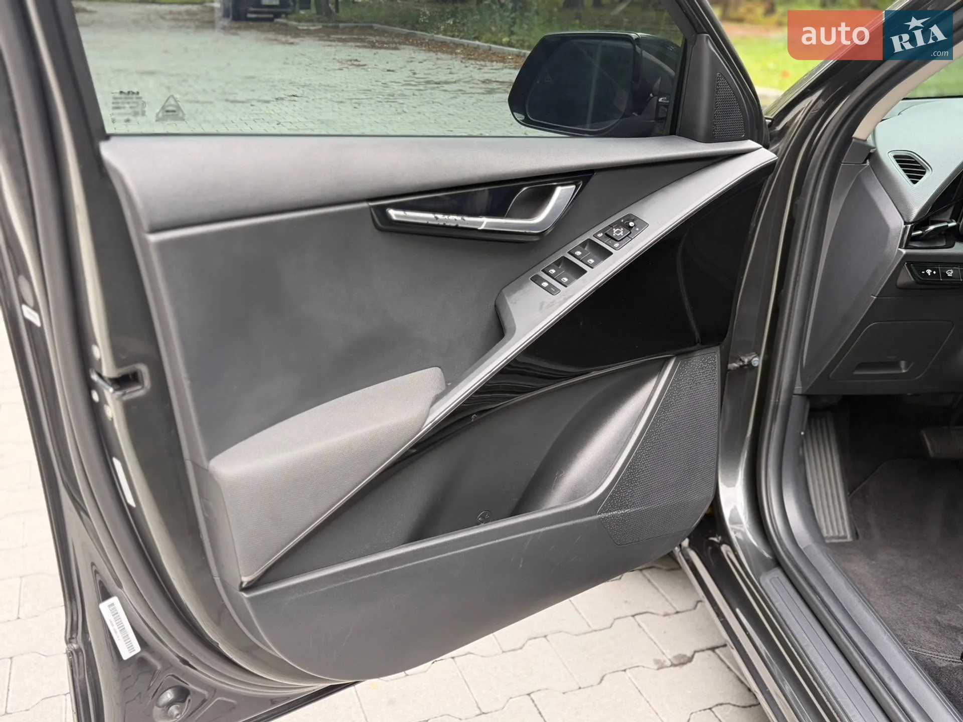 2023 Kia Niro - мініатюра 33