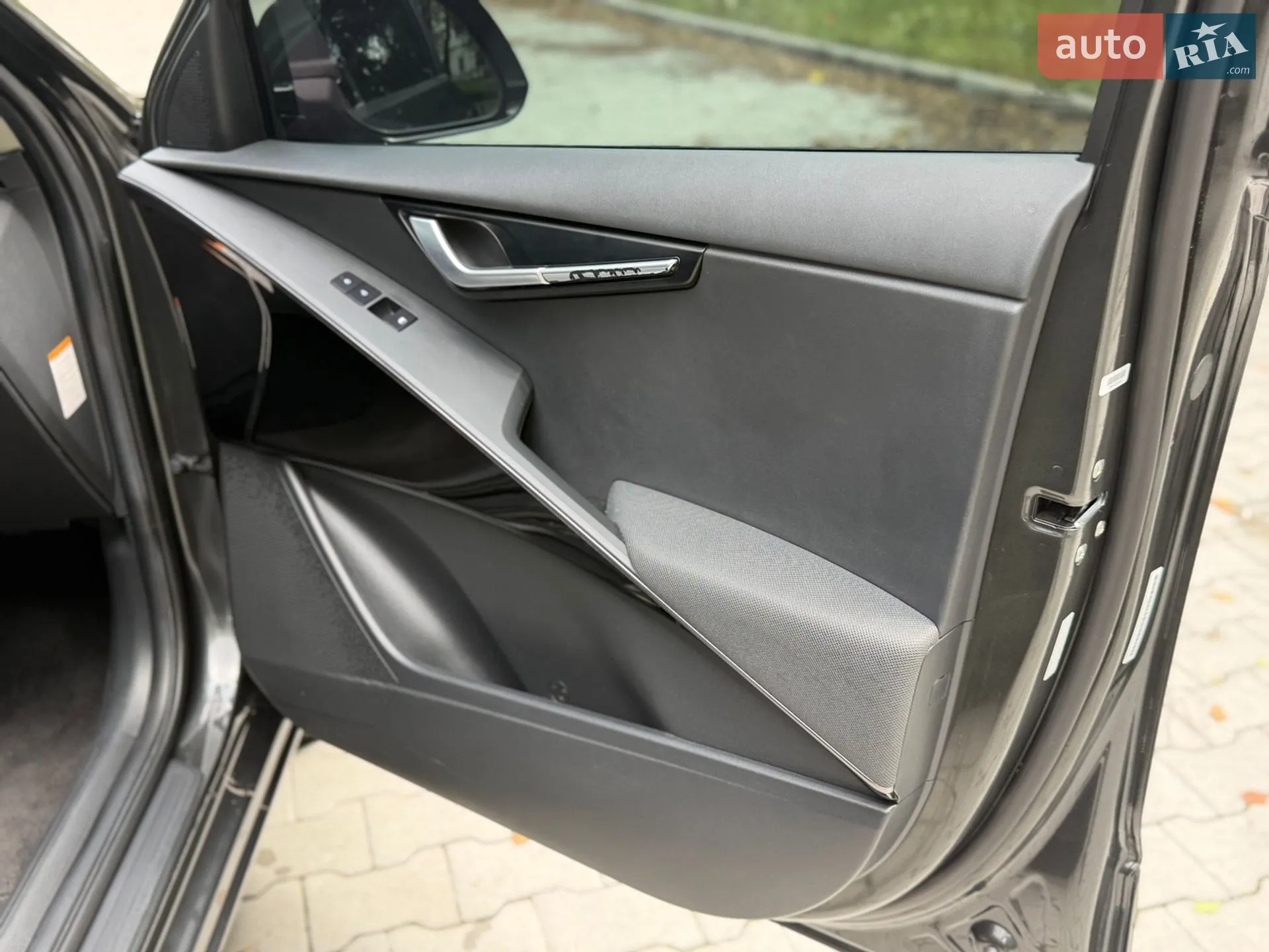 2023 Kia Niro - мініатюра 37