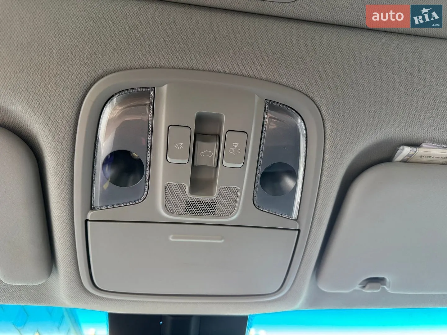 2017 Kia Niro - мініатюра 16