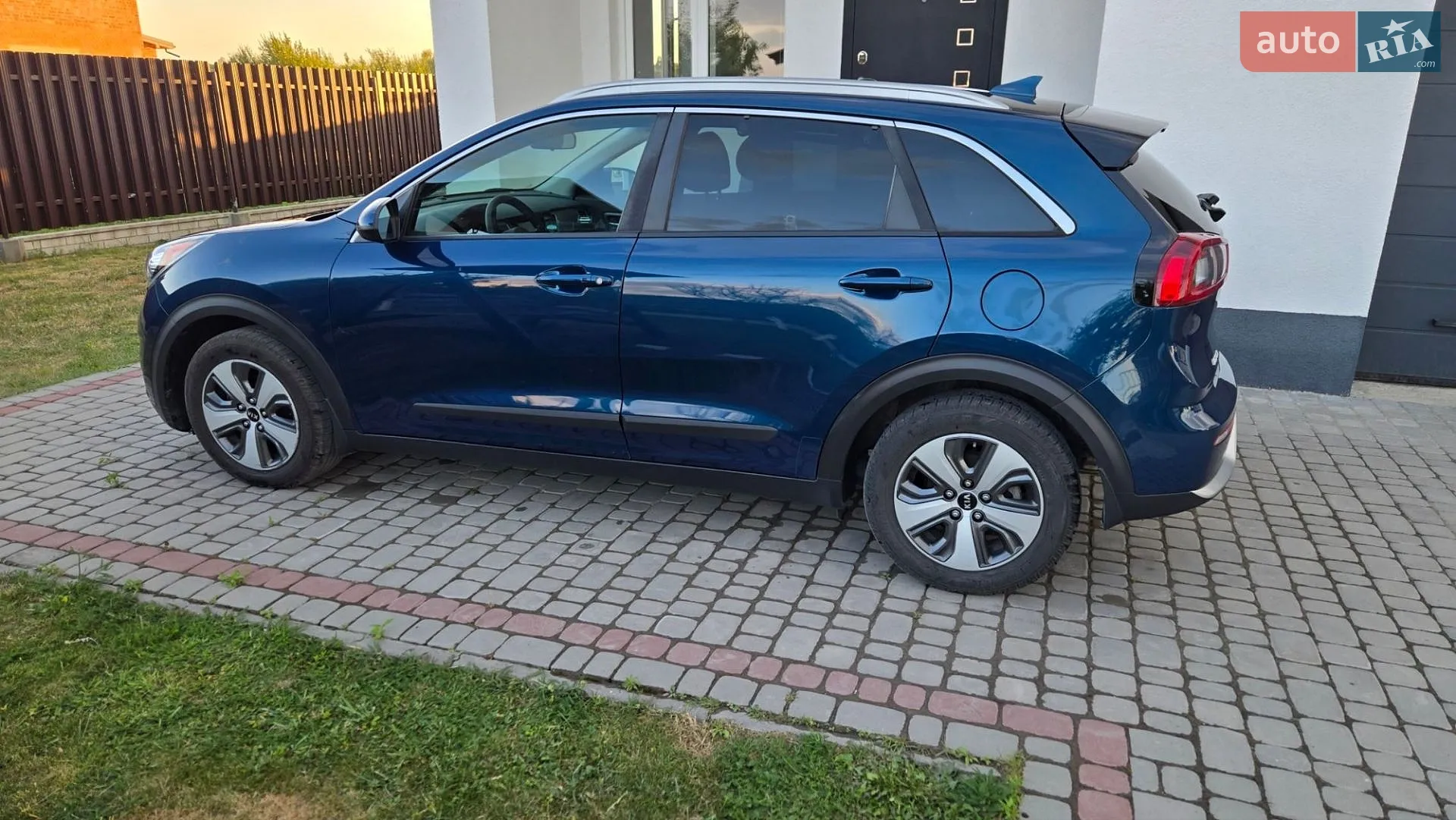 2018 Kia Niro - мініатюра 21
