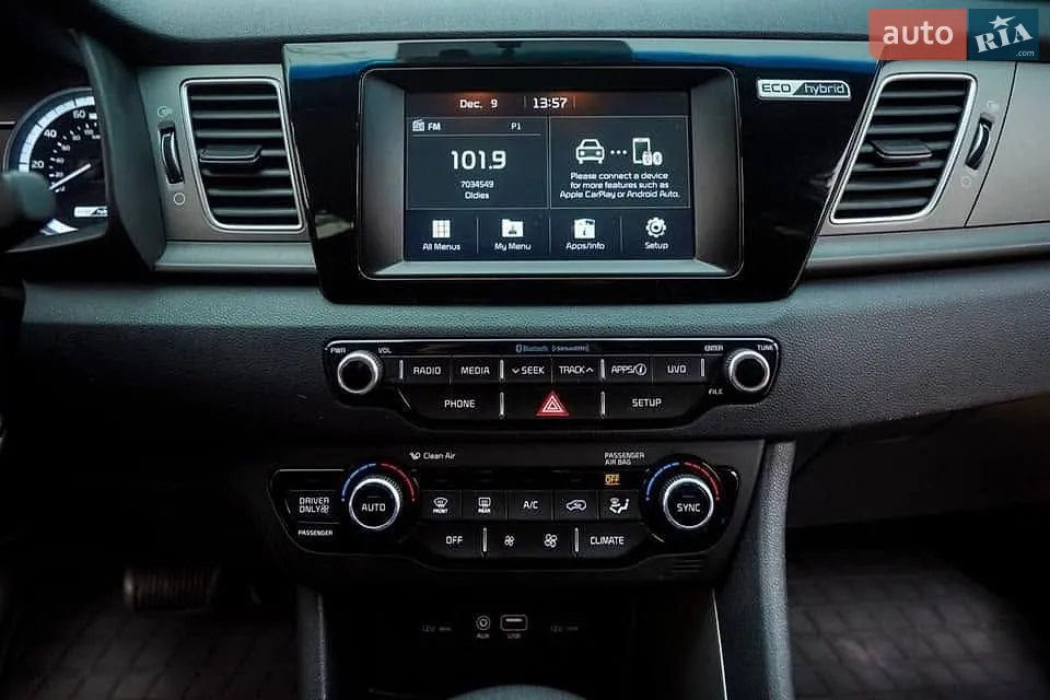 2017 Kia Niro - мініатюра 4