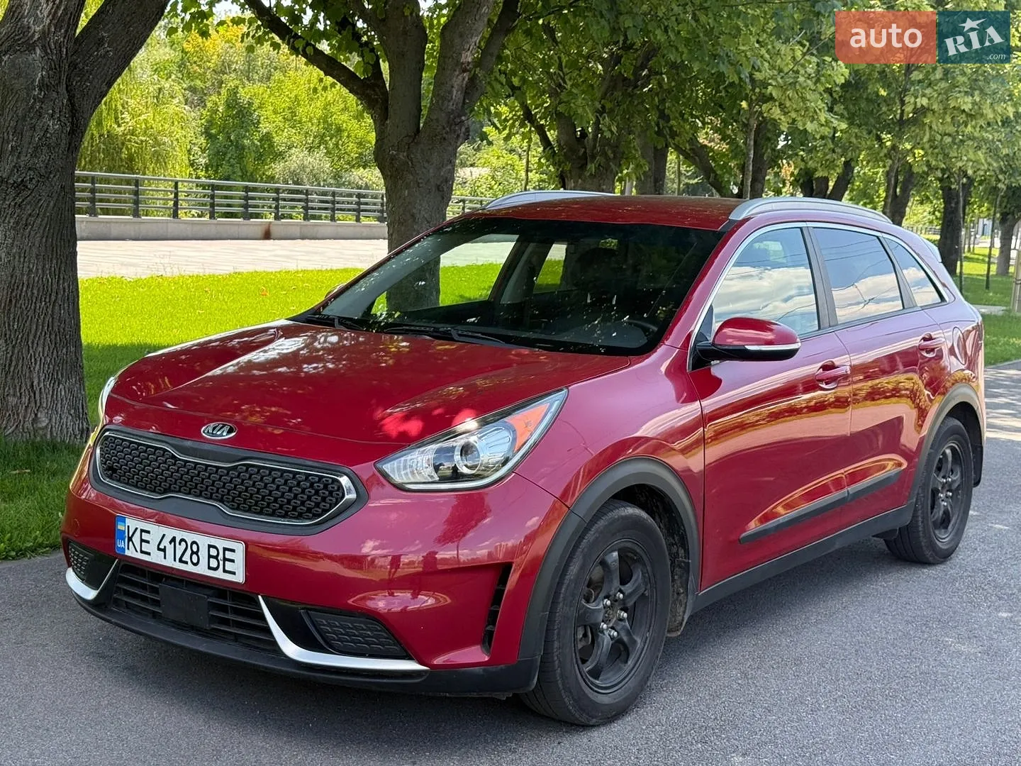 2017 Kia Niro - фото 1