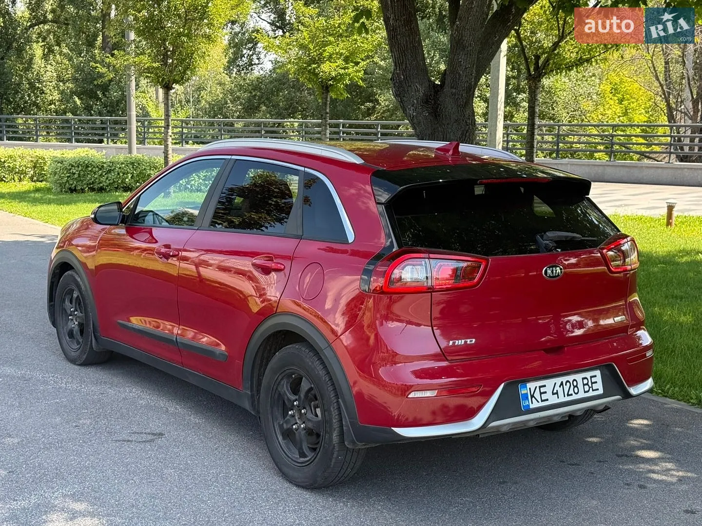 2017 Kia Niro - мініатюра 8