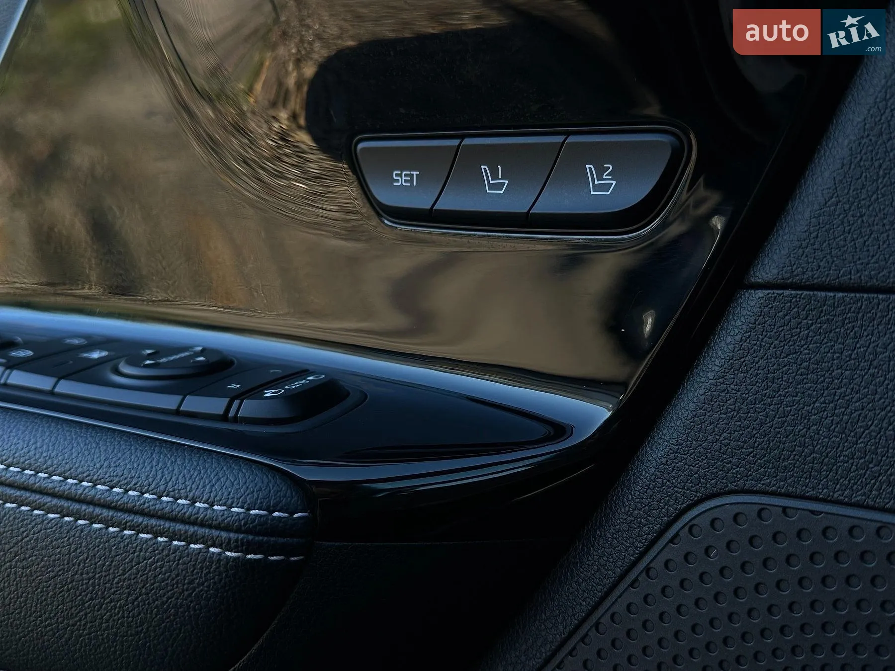 2020 Kia Niro - мініатюра 40