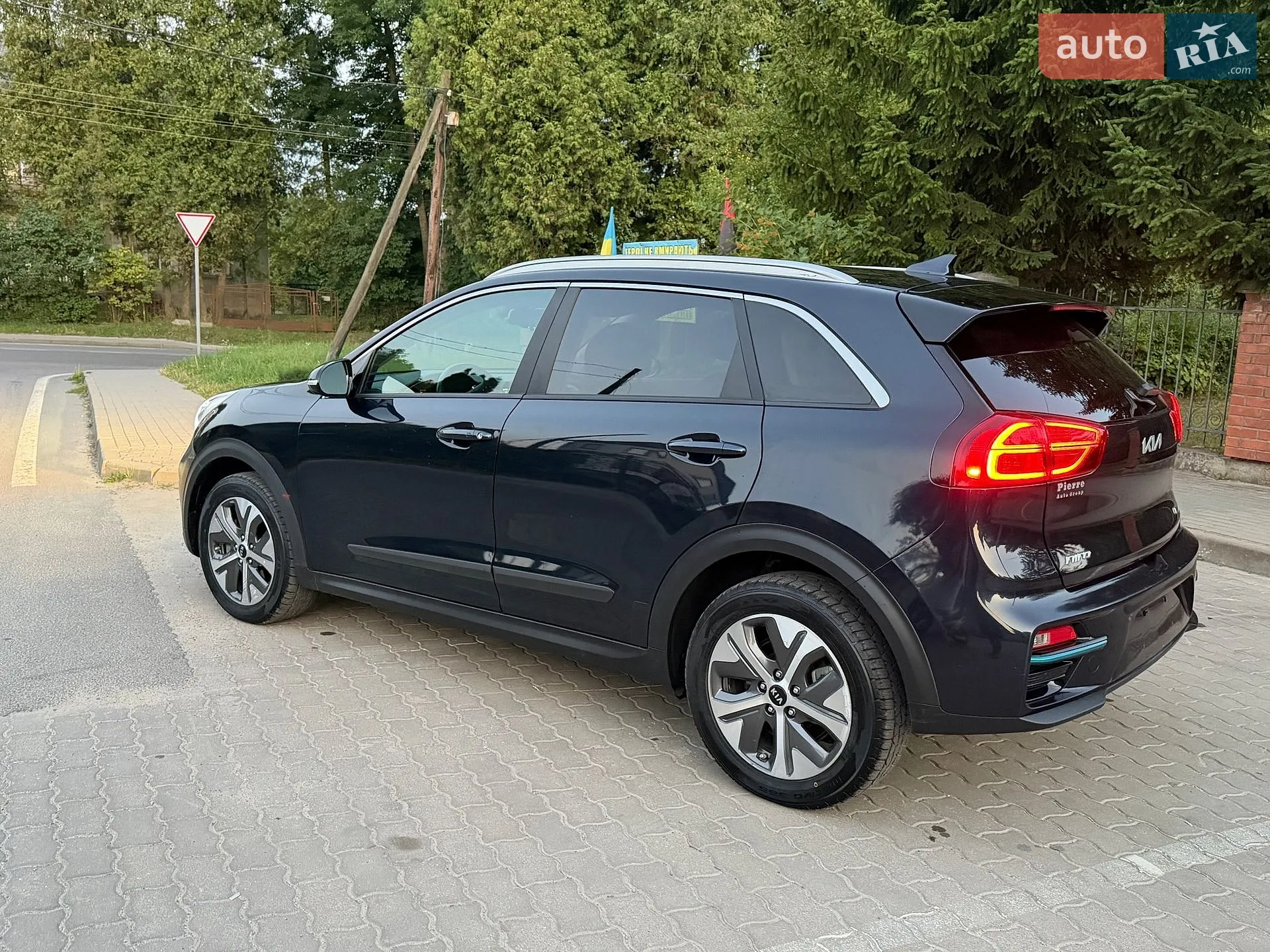 2020 Kia Niro - фото 1