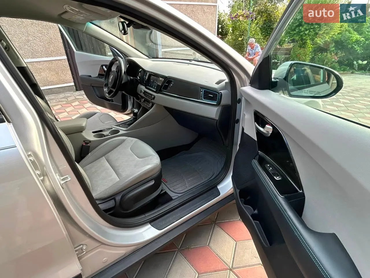 2018 Kia Niro - мініатюра 16