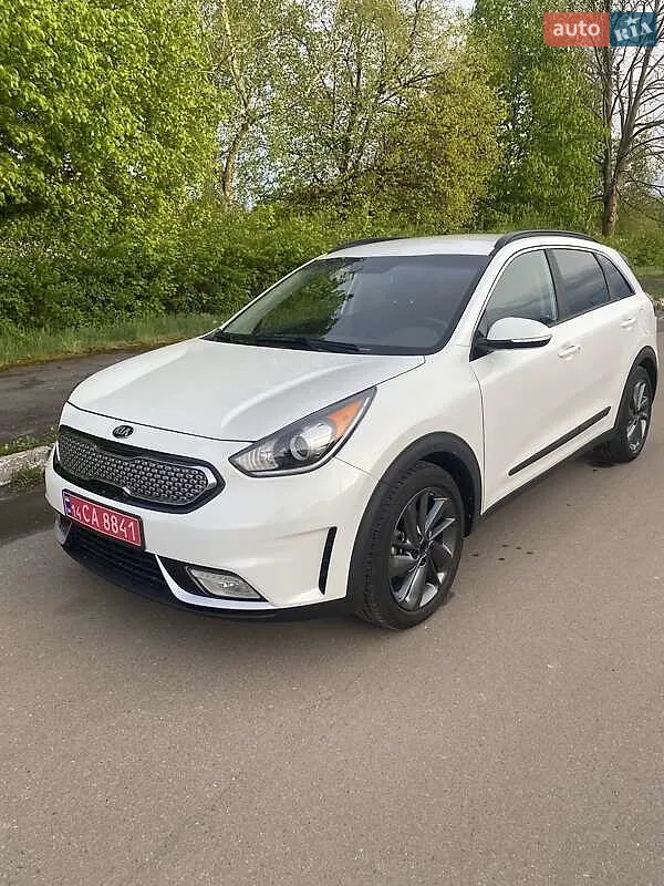2017 Kia Niro - фото 1
