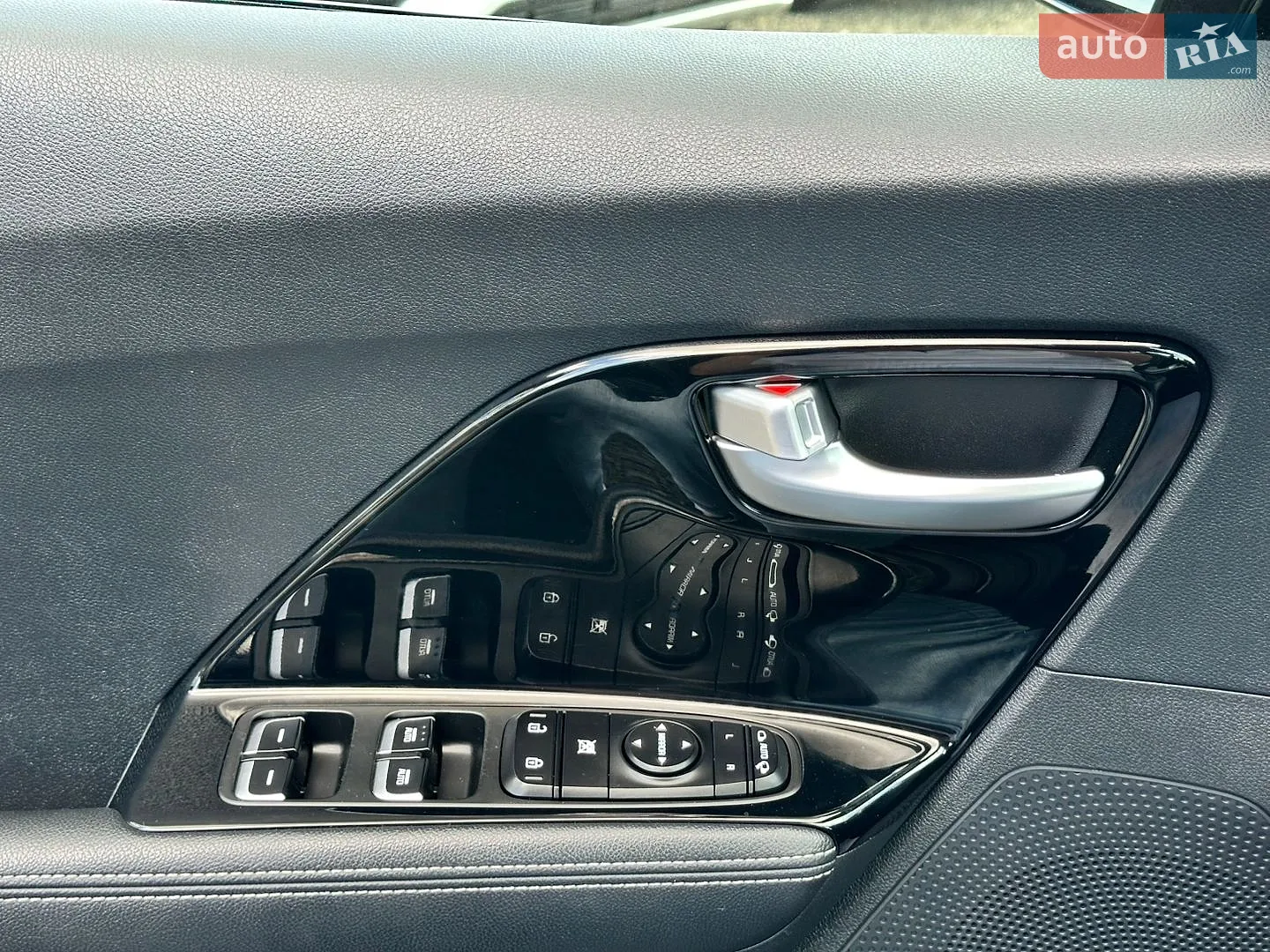 2019 Kia Niro - мініатюра 78