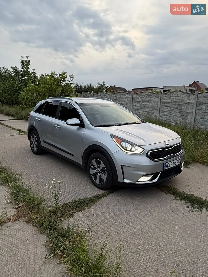 2017 Kia Niro - мініатюра 3