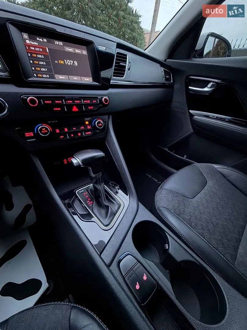 2017 Kia Niro - мініатюра 10