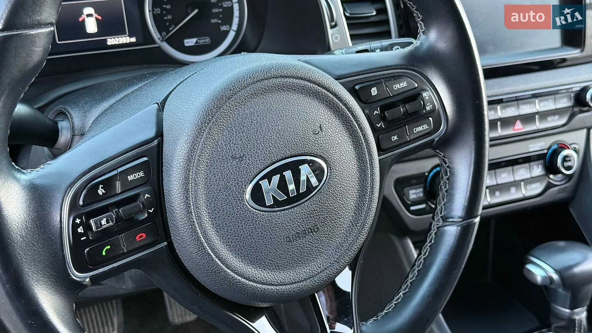 2017 Kia Niro - мініатюра 40