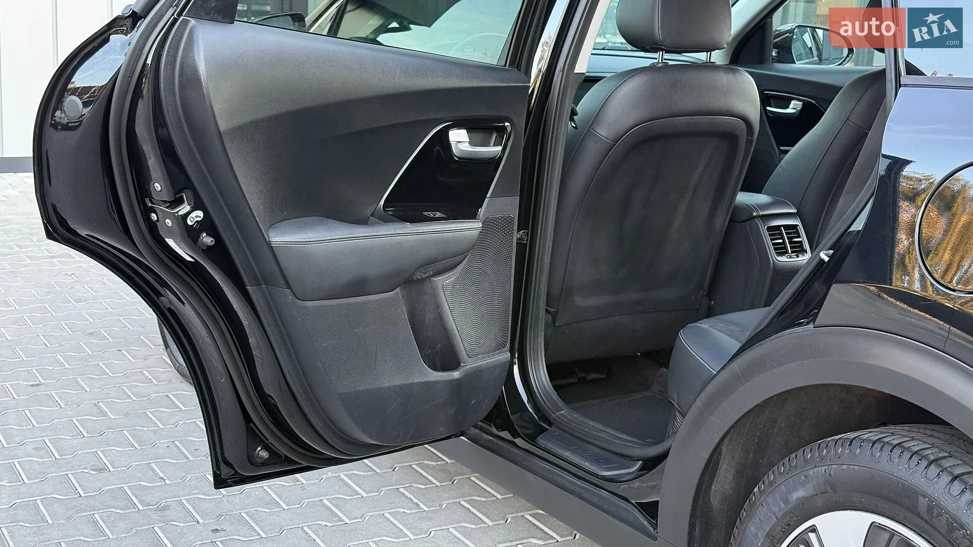 2017 Kia Niro - мініатюра 61