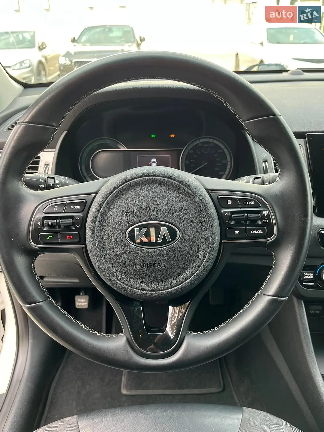 2017 Kia Niro - мініатюра 12