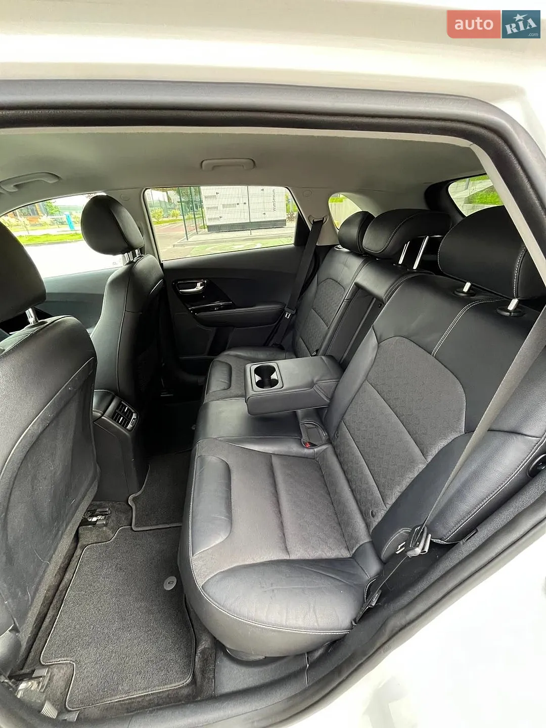 2017 Kia Niro - мініатюра 18