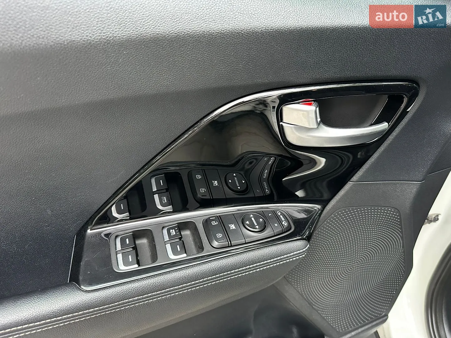 2015 Kia Sorento - мініатюра 40