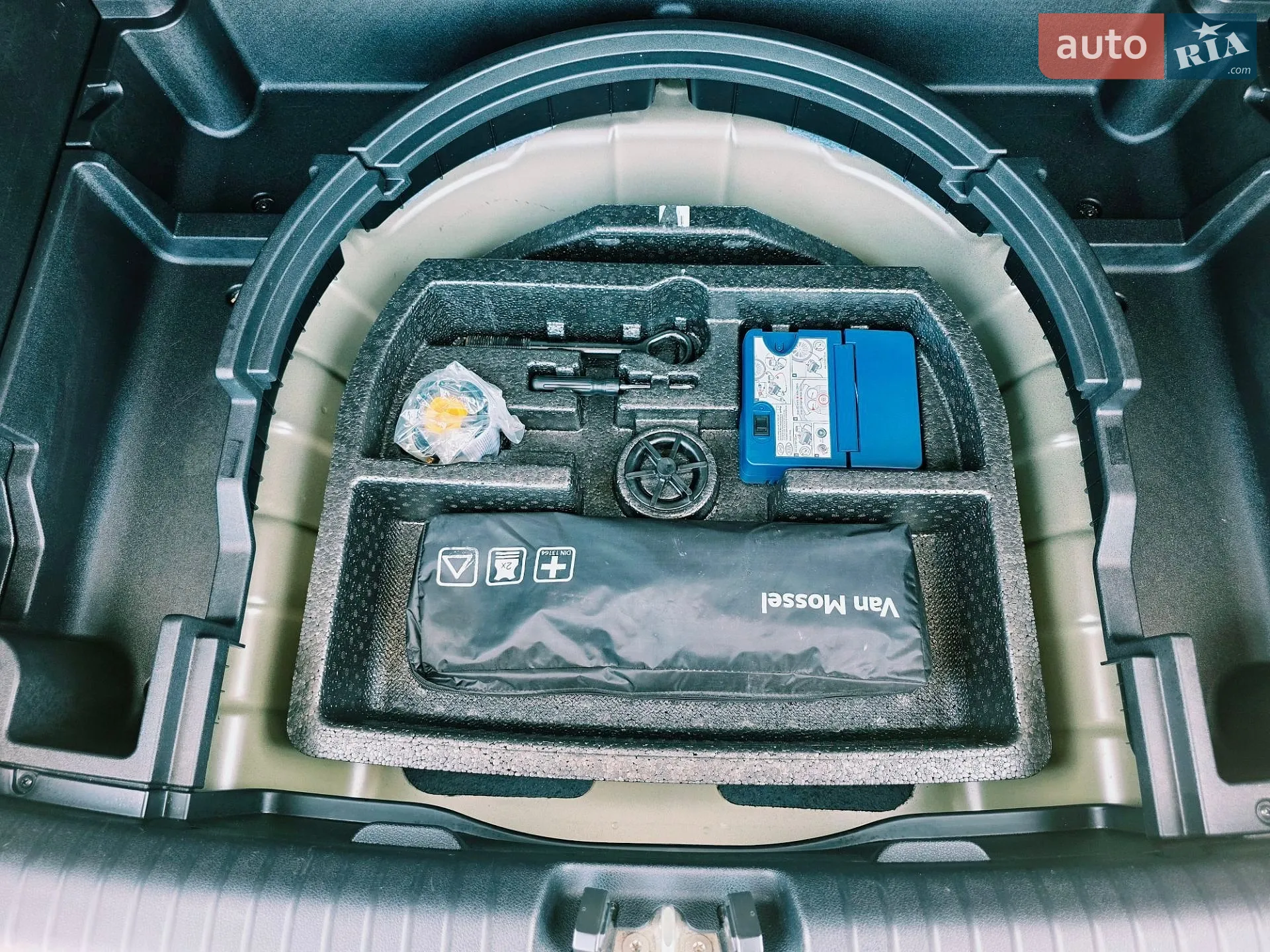 2020 Kia Niro - мініатюра 44