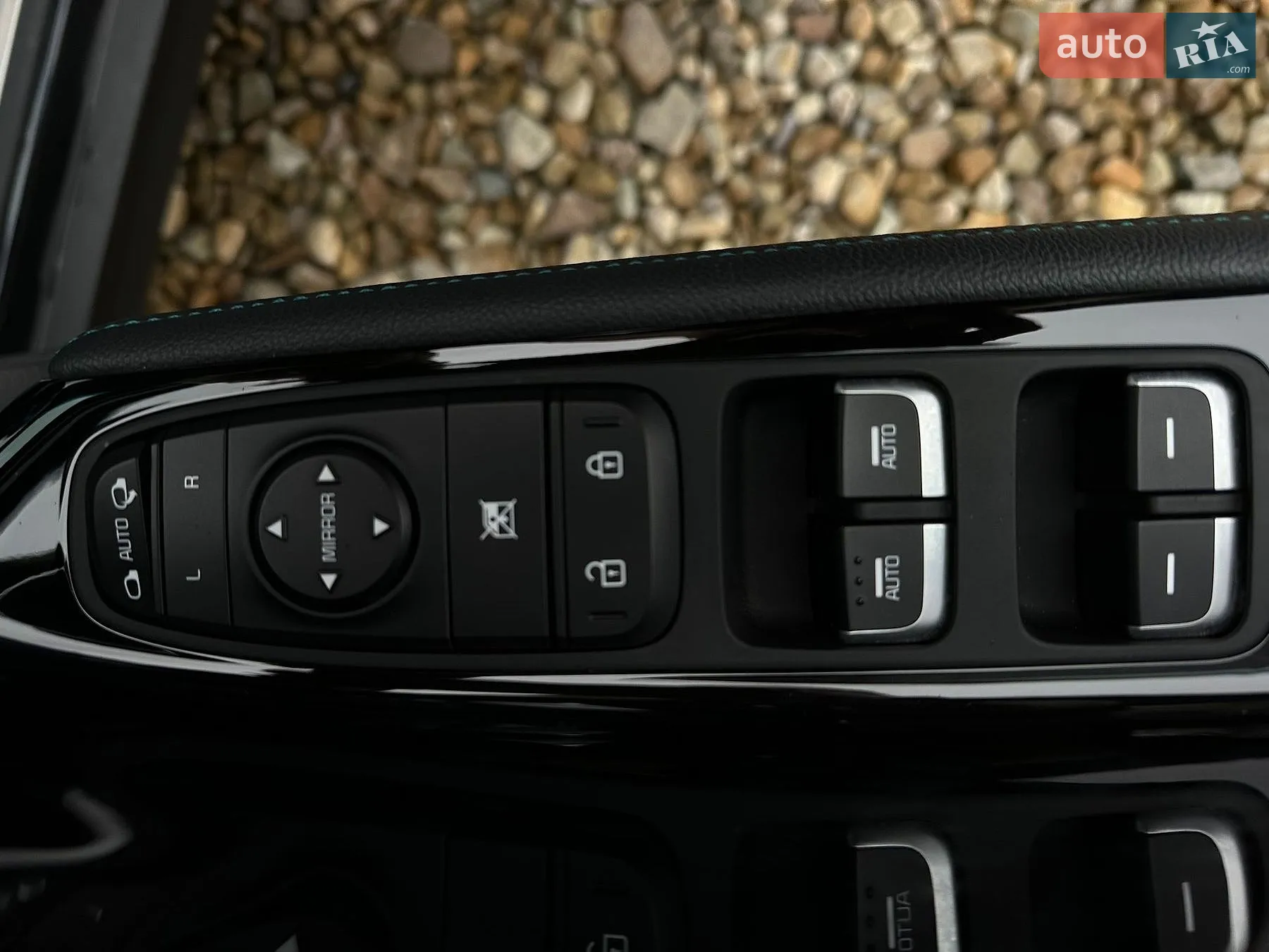 2020 Kia Niro - мініатюра 37