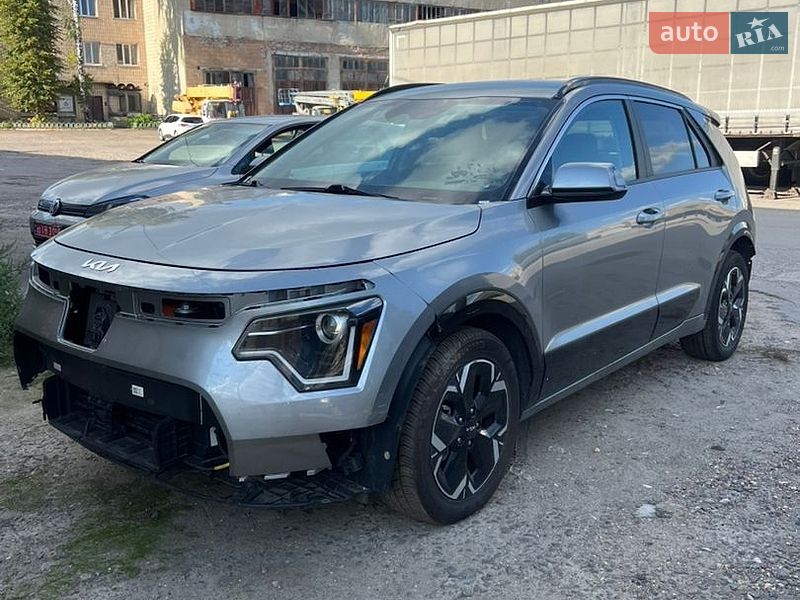 Внедорожник / Кроссовер Kia Niro 2023 в Ровно