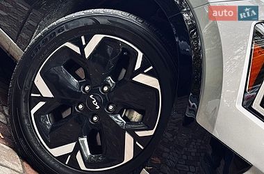 Внедорожник / Кроссовер Kia Niro 2023 в Дрогобыче