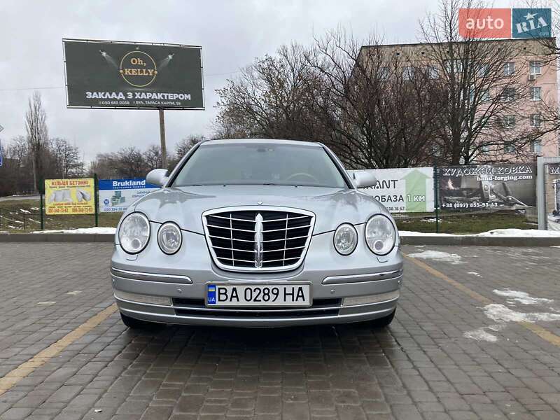Седан Kia Opirus 2005 в Кропивницькому