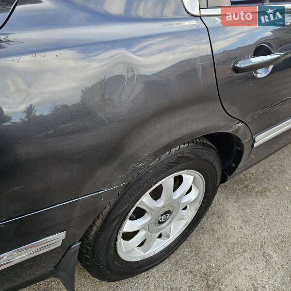 Седан Kia Opirus 2006 в Киеве