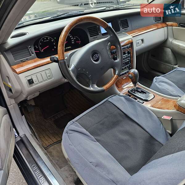 Седан Kia Opirus 2006 в Киеве