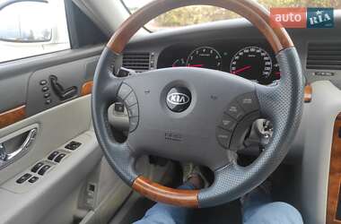 Седан Kia Opirus 2006 в 