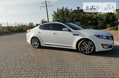 Седан Kia Optima 2013 в Одессе