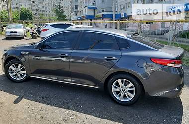 Седан Kia Optima 2015 в Харькове