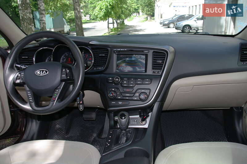 Седан Kia Optima 2011 в Киеве фото 2 Седан Kia Optima 2011 в Киеве