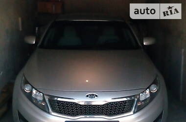 Седан Kia Optima 2013 в Львове