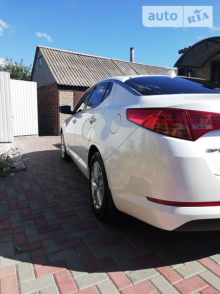 Седан Kia Optima 2012 в Харькове