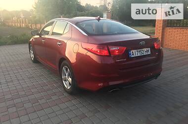 Седан Kia Optima 2014 в Киеве