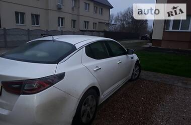 Седан Kia Optima 2015 в 