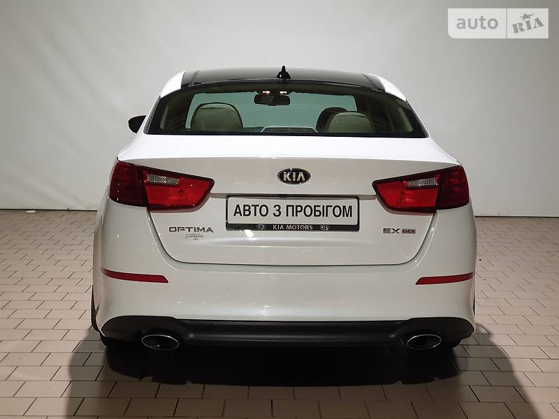 Седан Kia Optima 2015 в Києві