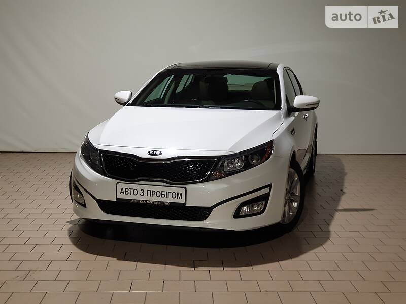 Седан Kia Optima 2015 в 
