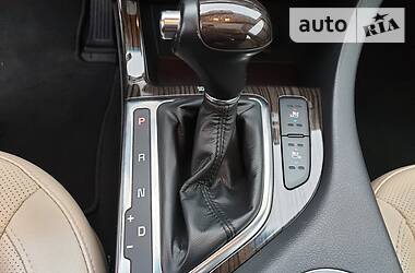 Седан Kia Optima 2015 в 