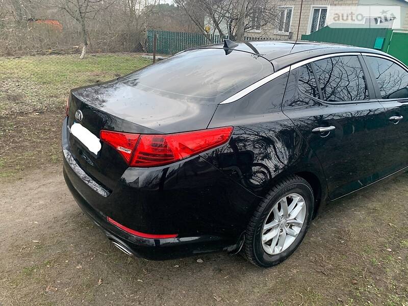 Седан Kia Optima 2013 в Харкові