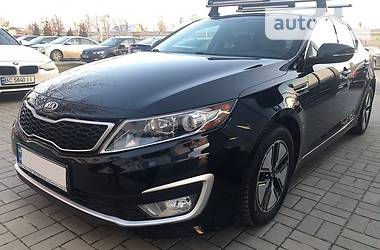 Седан Kia Optima 2012 в 