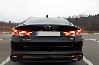 Седан Kia Optima 2016 в 