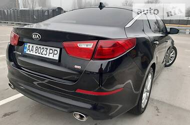 Седан Kia Optima 2015 в 