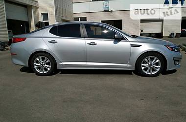 Седан Kia Optima 2014 в Киеве