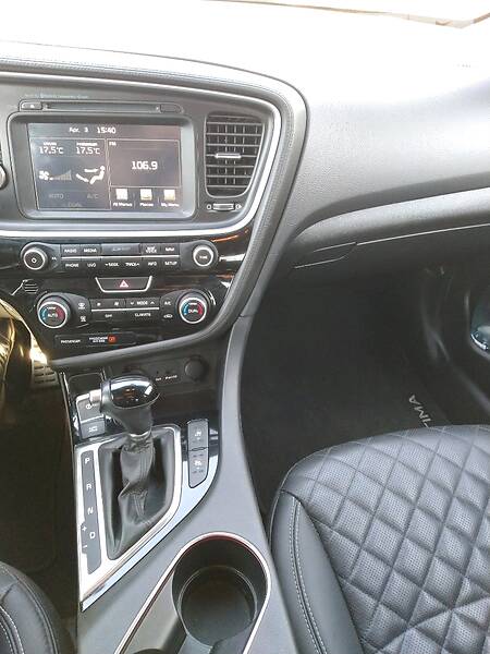 Седан Kia Optima 2015 в Кривому Розі