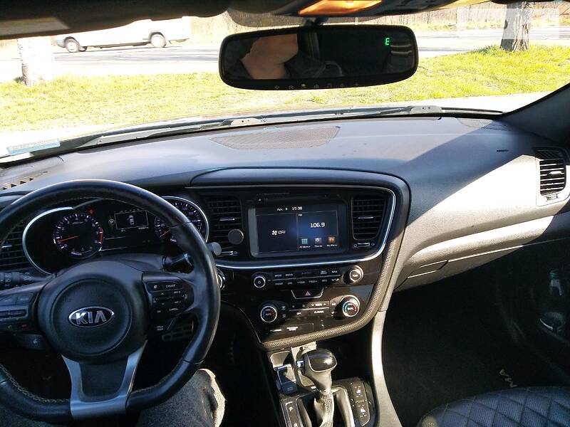 Седан Kia Optima 2015 в Кривому Розі