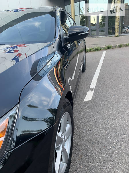 Седан Kia Optima 2014 в Кривому Розі
