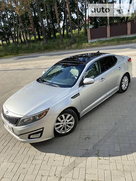 Седан Kia Optima 2013 в Киеве